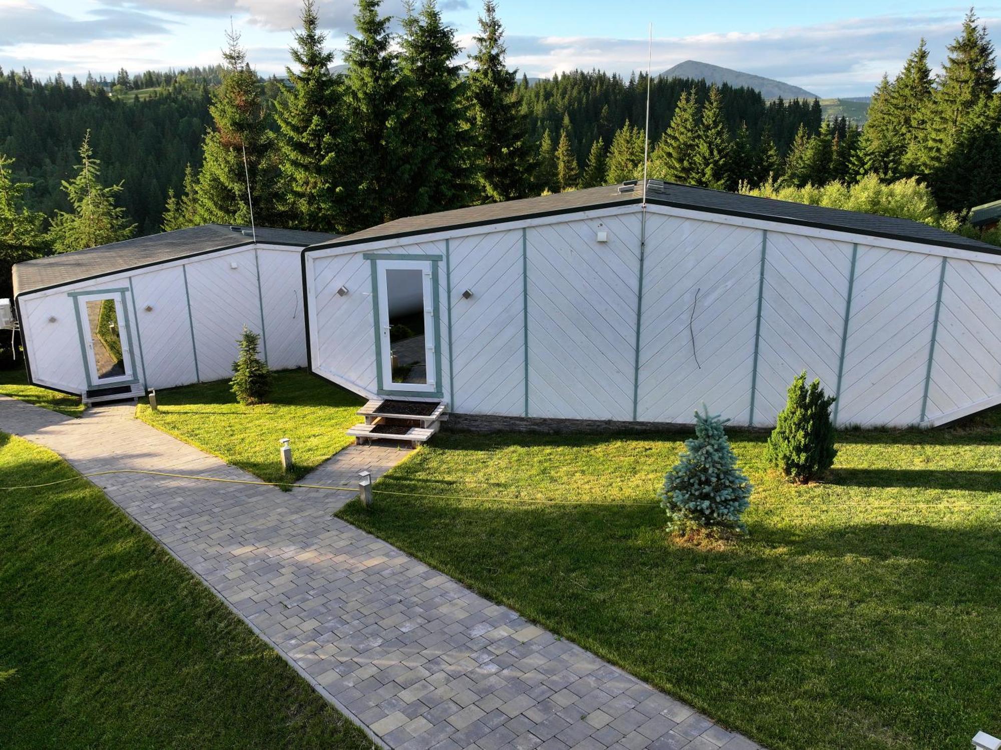 Space Place Yablunytsya Extérieur photo